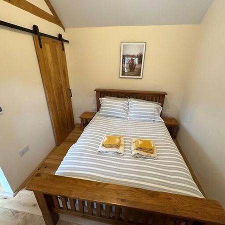The Paws And Wander Hideaway Villa Mitchel Troy Екстериор снимка