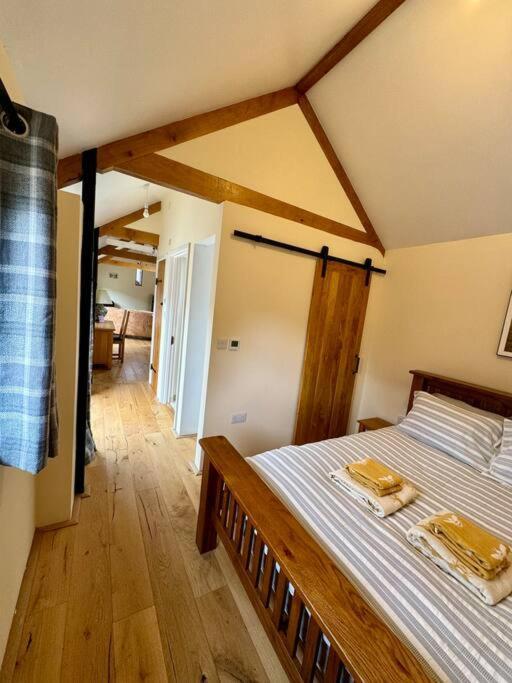 The Paws And Wander Hideaway Villa Mitchel Troy Екстериор снимка